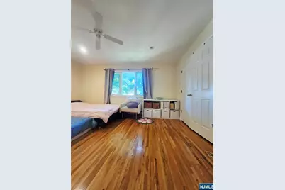 211 Columbus Avenue 2nd/F #2nd/F, Palisades Park, NJ 07650 - Photo 8