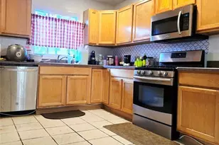 211 Columbus Ave 2nd/F, Palisades Park, NJ 07650 - Photo 4