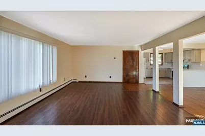 77 Highland Place Floor 2 #Floor 2, Ridgefield Park, NJ 07660 - Photo 6