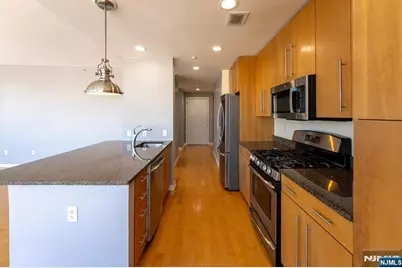 600 12th Street 609 #609, Palisades Park, NJ 07650 - Photo 4