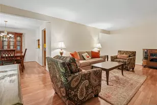 2710 Hemingway Ln, Mahwah, NJ 07430 - Photo 4