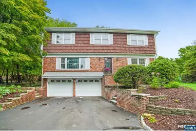 42 Collins Avenue, Ramsey, NJ 07446 - Photo 2
