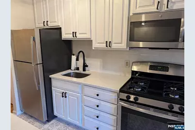 511 Washington Drive, Ramsey, NJ 07446 - Photo 2