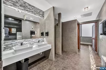 2160 N Central Road 308 #308, Fort Lee, NJ 07024 - Photo 32