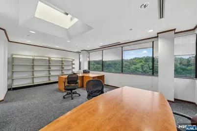 2160 N Central Road 308 #308, Fort Lee, NJ 07024 - Photo 8