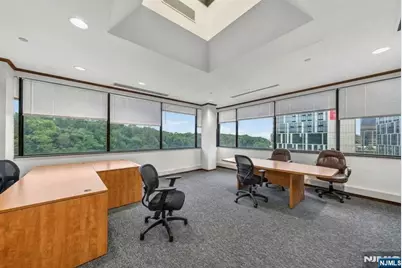 2160 N Central Road 308 #308, Fort Lee, NJ 07024 - Photo 6