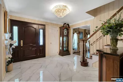 10 Moonshadow Court, Kinnelon, NJ 07405 - Photo 8