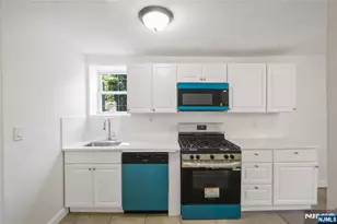 98 Devine St, Newark, NJ 07106 - Photo 8