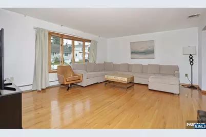 140 Prospect Street, Hasbrouck Heights, NJ 07604 - Photo 4