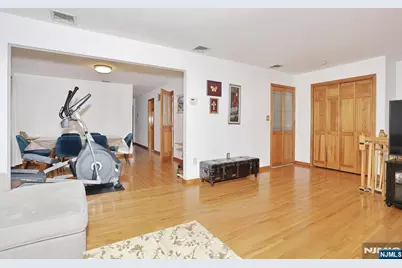 140 Prospect Street, Hasbrouck Heights, NJ 07604 - Photo 6