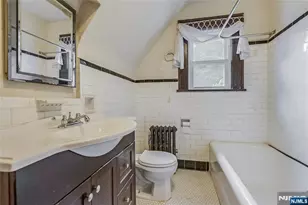 619 Maitland Ave, Teaneck Township, NJ 07666 - Photo 10