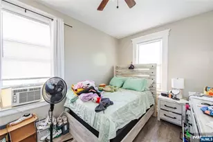 40 Olive St, Bloomfield, NJ 07003 - Photo 12