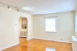 846 E Glen Ave, Ridgewood, NJ 07450 - Photo 2