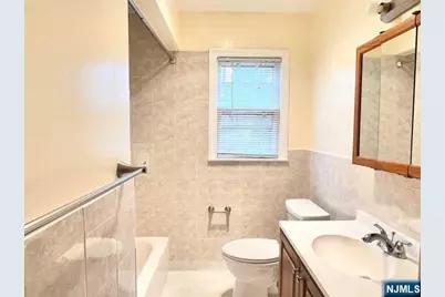 846 E Glen Avenue, Ridgewood, NJ 07450 - Photo 6