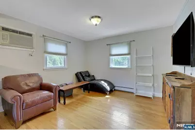 246 Highland Avenue, River Vale Township, NJ 07675 - Photo 10