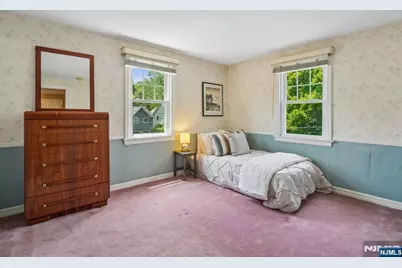 288 Wales Avenue, River Edge, NJ 07661 - Photo 40