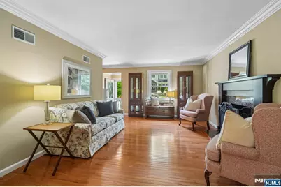 288 Wales Avenue, River Edge, NJ 07661 - Photo 6