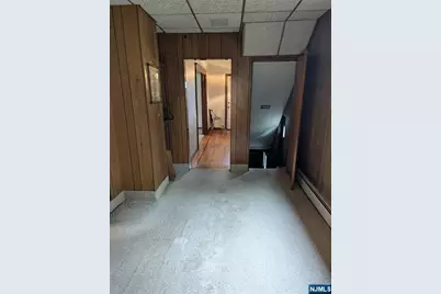 84 Oakdene Avenue, Cliffside Park, NJ 07010 - Photo 12