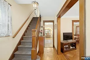 520 Dewey Ave, Cliffside Park, NJ 07010 - Photo 4