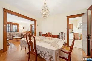 520 Dewey Ave, Cliffside Park, NJ 07010 - Photo 8