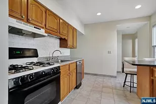 164 Orient Way 2, Rutherford, NJ 07070 - Photo 16