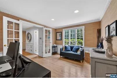 241 Avondale Road, Ridgewood, NJ 07450 - Photo 16