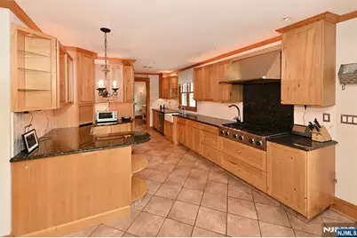 8 Myrtle Street, Montvale, NJ 07645 - Photo 20