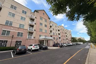 2113 Windsor Park Ct, Englewood, NJ 07631 - Photo 2