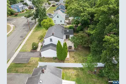 346 E Woodland Road, New Milford, NJ 07646 - Photo 36