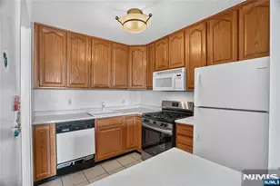 6 Horizon 602, Fort Lee, NJ 07024 - Photo 24