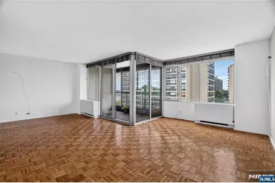 6 Horizon 602 #602, Fort Lee, NJ 07024 - Photo 18