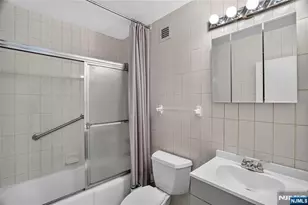 6 Horizon 602, Fort Lee, NJ 07024 - Photo 8
