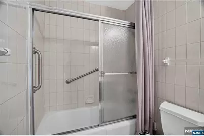 6 Horizon 602 #602, Fort Lee, NJ 07024 - Photo 10