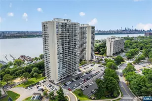 6 Horizon 602, Fort Lee, NJ 07024 - Photo 2
