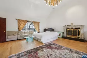 1060 Briar Way, Fort Lee, NJ 07024 - Photo 30
