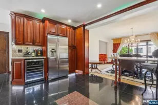1060 Briar Way, Fort Lee, NJ 07024 - Photo 14