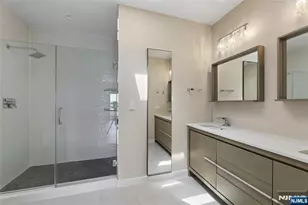 300 Gorge Road 57, Cliffside Park, NJ 07010 - Photo 20