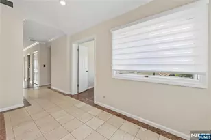 300 Gorge Road 57, Cliffside Park, NJ 07010 - Photo 6