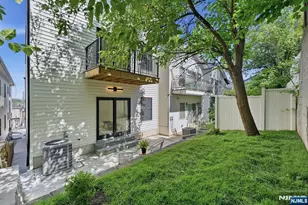 98 Western Ave, Jersey City, NJ 07307 - Photo 20