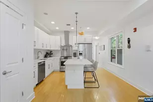 838 Park Ave 2, Hoboken, NJ 07030 - Photo 2