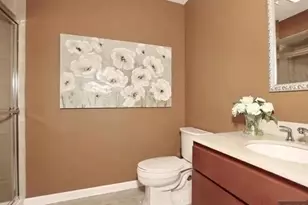 10 Terrace Ave 11, Hasbrouck Heights, NJ 07604 - Photo 6
