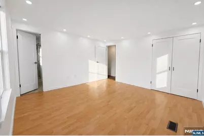 87 Merseles Street 2 #2, Jersey City, NJ 07302 - Photo 18