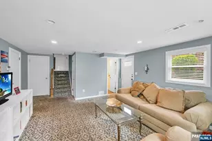 550 Englewood Ave, Teaneck Township, NJ 07666 - Photo 30