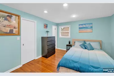 550 Englewood Avenue, Teaneck Township, NJ 07666 - Photo 16