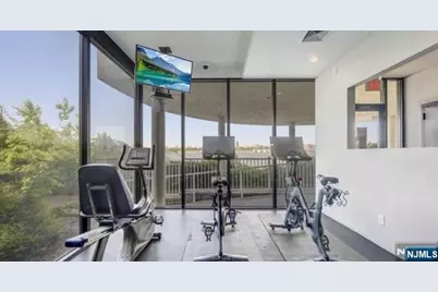 1077 River Road 606 #606, Edgewater, NJ 07020 - Photo 6