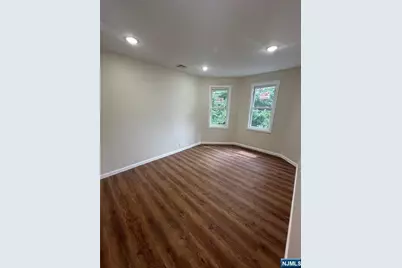 72 Winant, Ridgefield Park, NJ 07660 - Photo 10