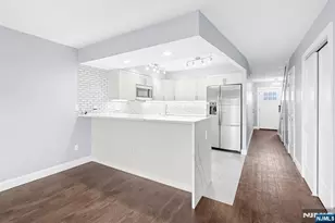 52 Reilly Ct, Hackensack, NJ 07601 - Photo 4