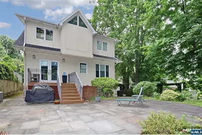 127 Howard Terrace, Leonia, NJ 07605 - Photo 32