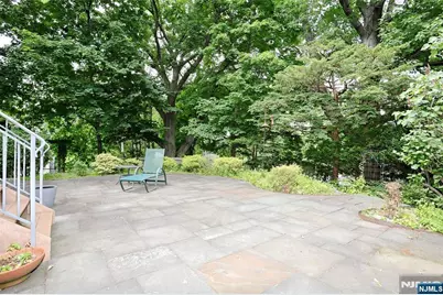 127 Howard Terrace, Leonia, NJ 07605 - Photo 34