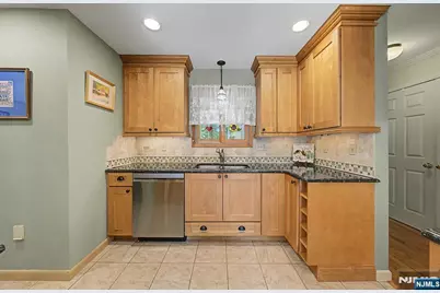 29 Minnehaha Boulevard, Oakland, NJ 07436 - Photo 14